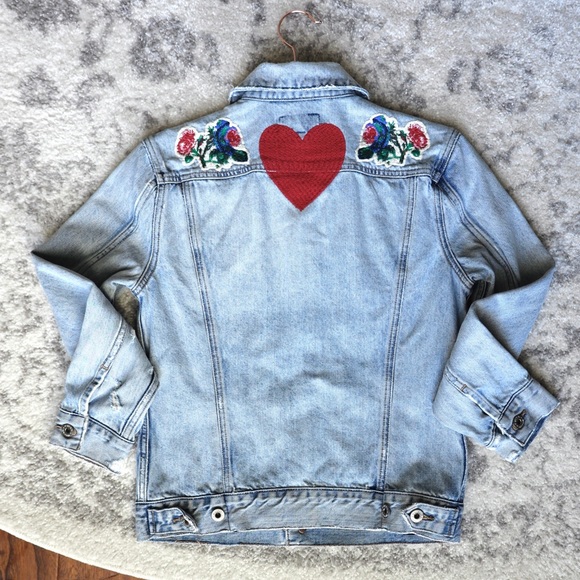 Lucky Brand Embroidered Denim Jean Jacket Size S - Picture 3 of 9